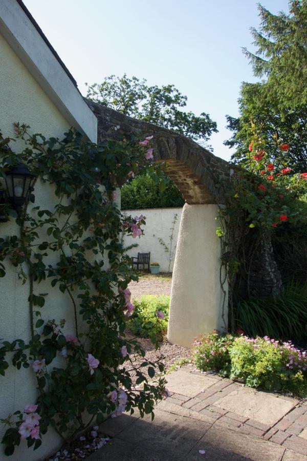 Bed and Breakfast St Michaels House Crediton Exterior foto